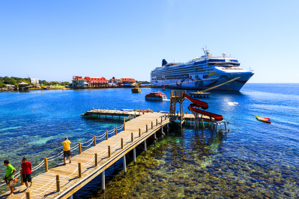 port in Roatan